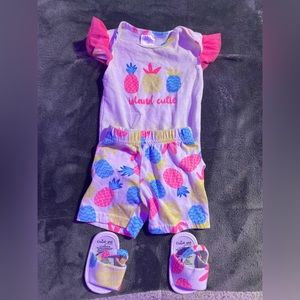 Girls matching outfit set